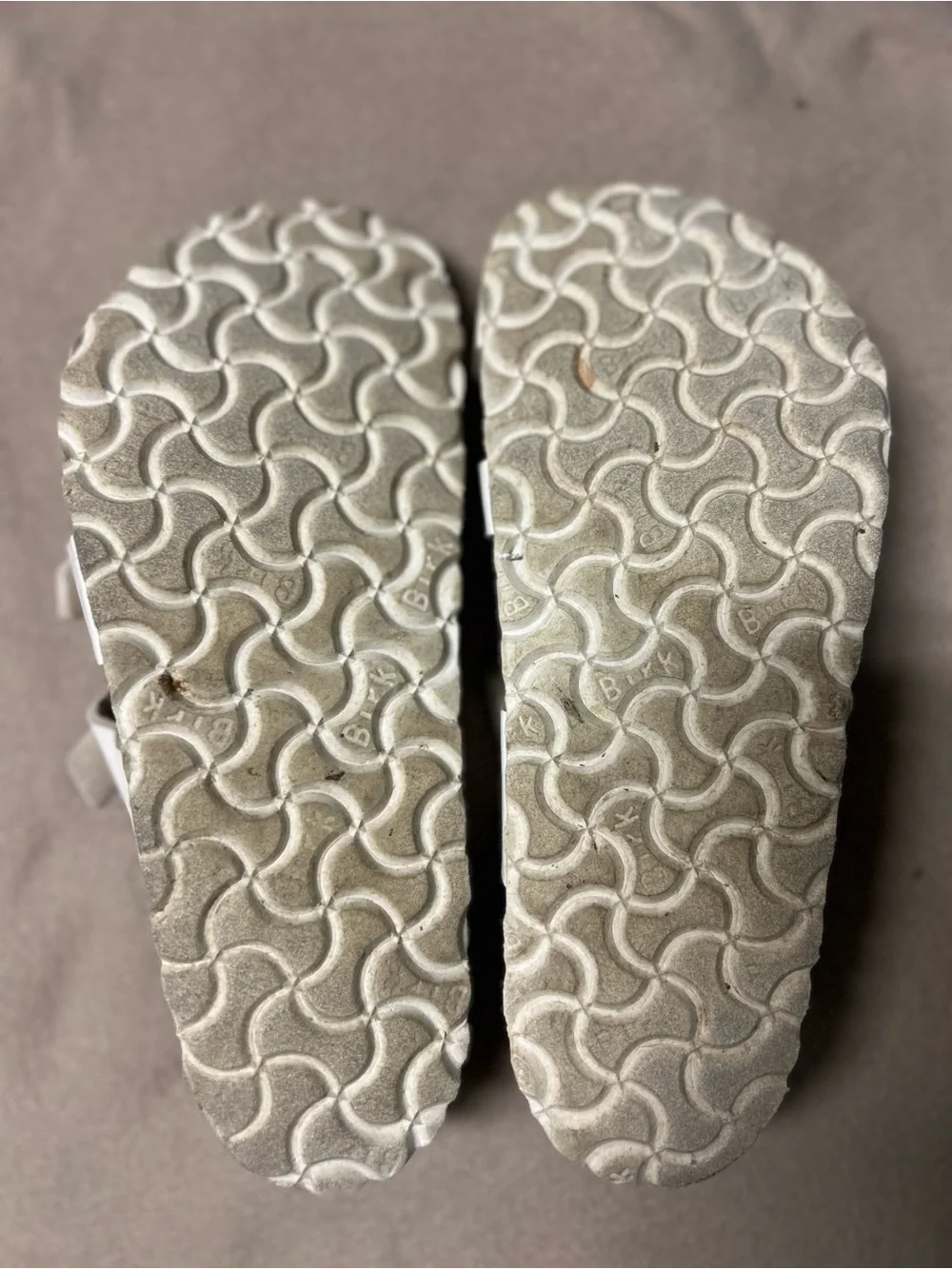Birkenstock Mayari White Crisscross Cork Footbed Sandals size 5(36)